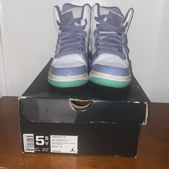 Jordan Flights - Picture 7 of 8